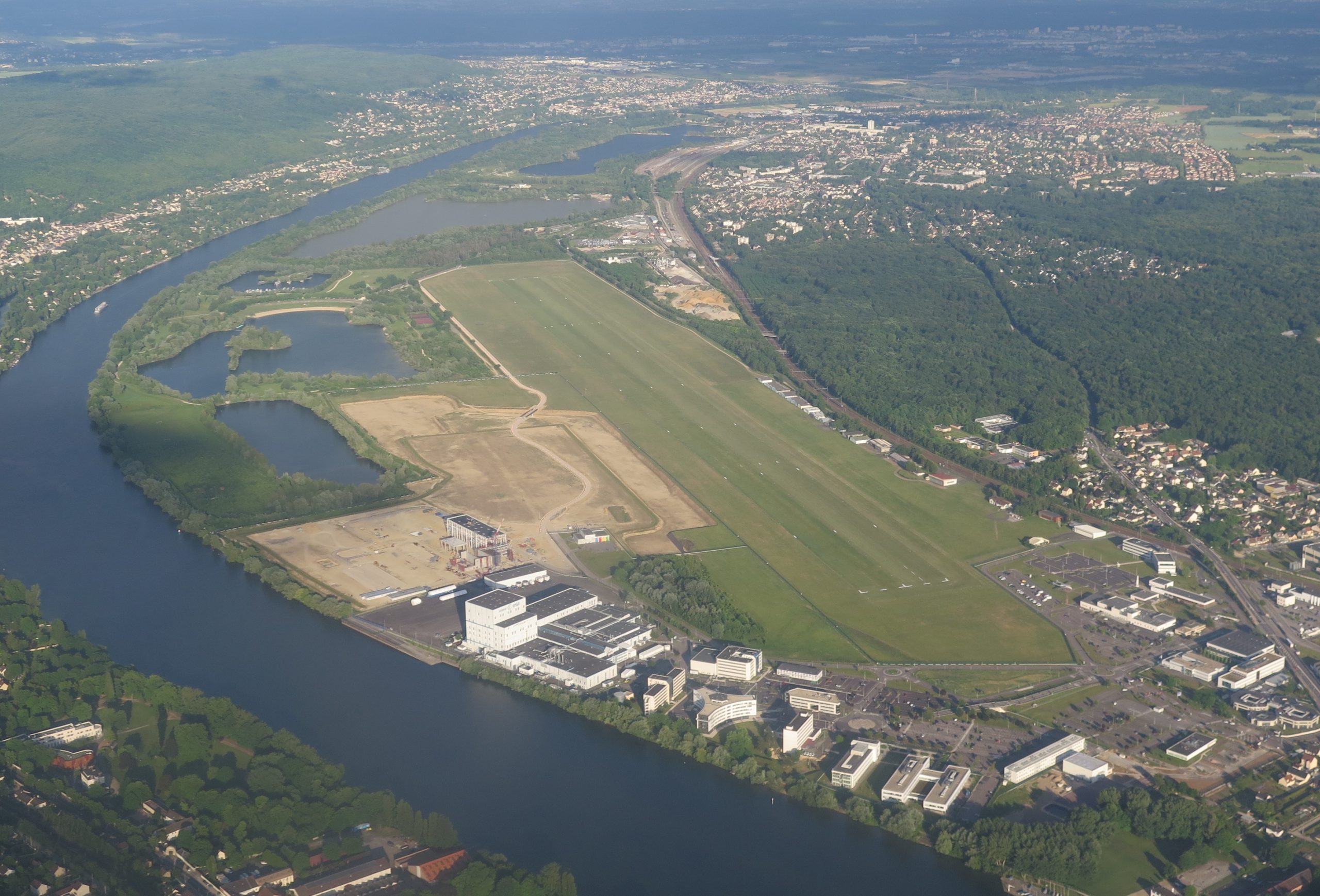 ulm  -  occasion - Place dans Hangar Aviation pour ULM/CNRA/CNSK Les MU - ulm multiaxes occasion